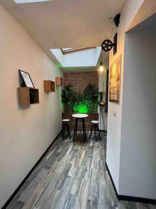 Апартаменты Loft De Courcaille - Balneo - Free Parking - Wifi Орлеан Экстерьер фото